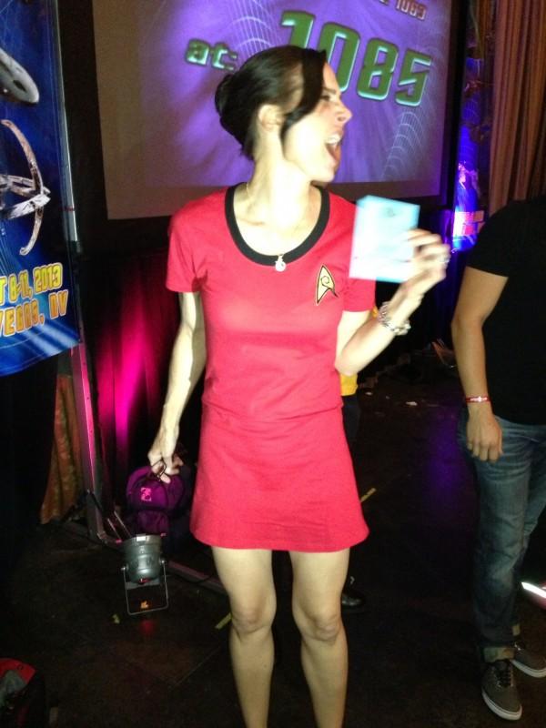 Star Trek Las Vegas Takes 2013 World Record For The Most People Dressed Up In Star Trek Costumes